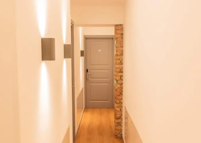 Trevi Monti House Гостевой дом 4*