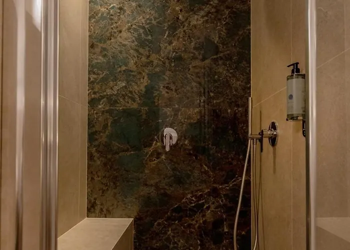Гостевой дом Trevi Monti House Рим