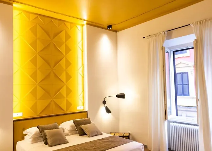 Trevi Monti House Affittacamere Roma