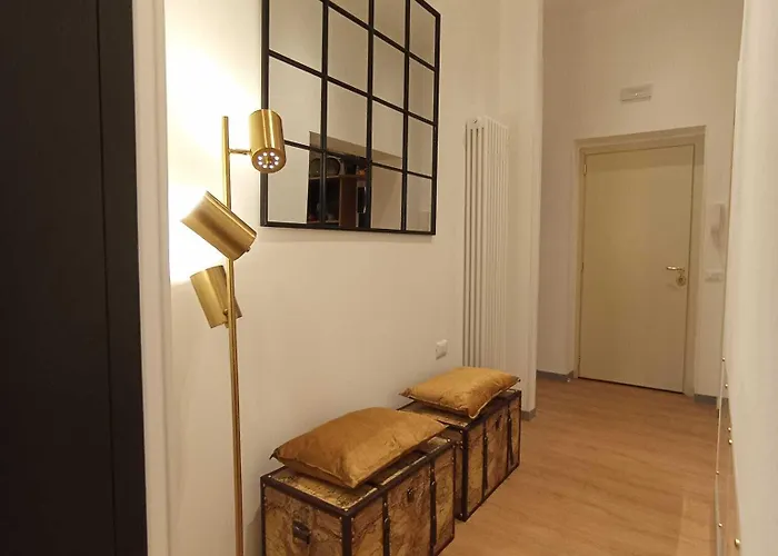 Гостевой дом Trevi Monti House 4*