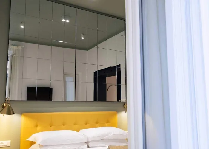 Trevi Monti House 4*
